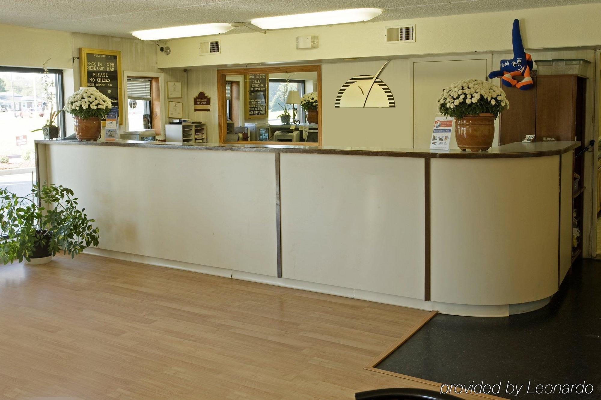 Americas Best Value Inn - Chesapeake Interior foto